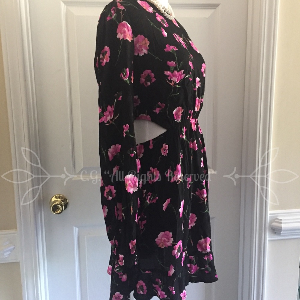 ✨NEW Floral Fit & Flare Cutout Mini Dress Size M,L - Picture 7 of 8